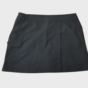 Avia Women's Black Skort Size medium